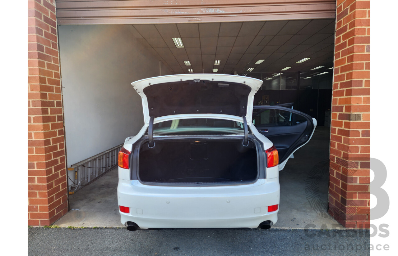 04/2010 Lexus Is250 Prestige GSE20R 09 UPGRADE 4d Sedan Silver 2.5L