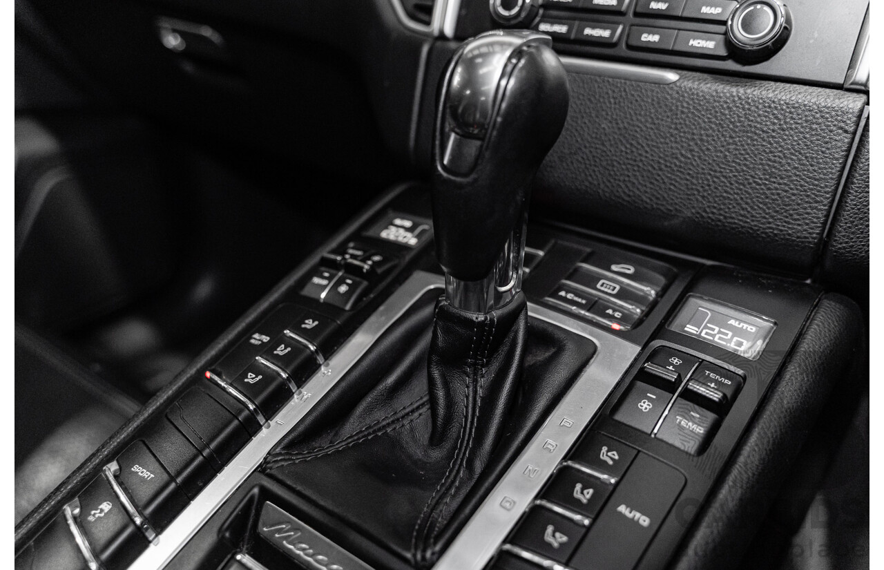 8/2018 Porsche Macan (AWD) 95B MY18 4d Wagon Mahogany Metallic Turbo 2.0L