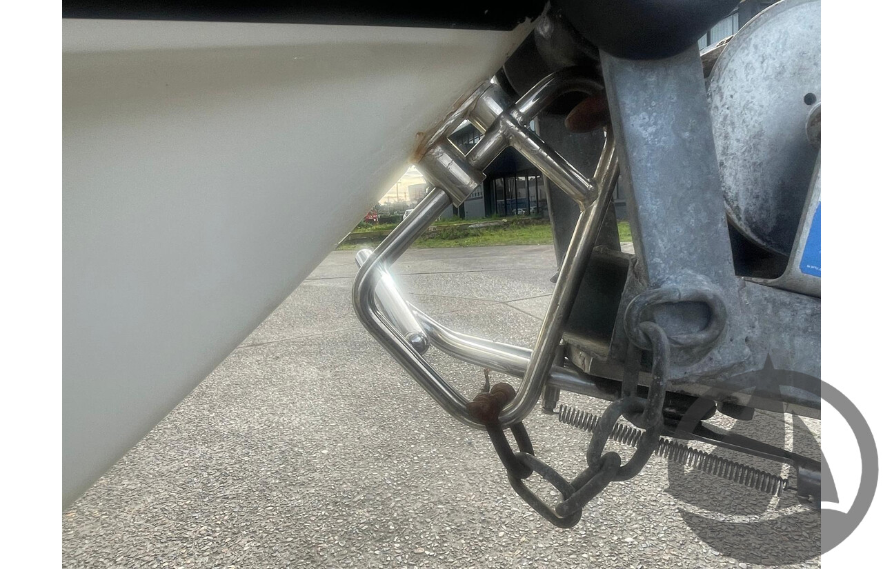 NO RESERVE PRE-LOVED - 2008 Seafarer 5.0 V-Sea, 90hp Suzuki 4 Stroke