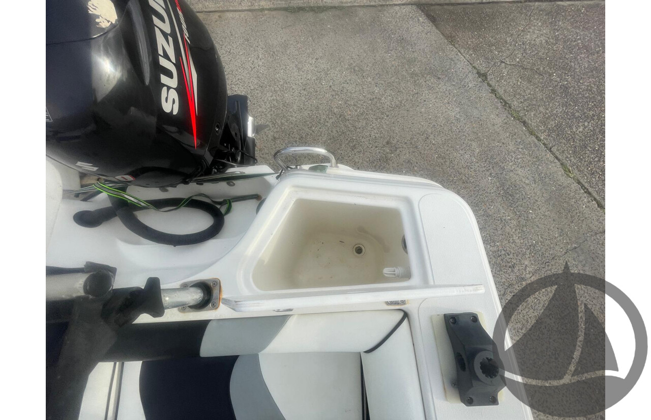 NO RESERVE PRE-LOVED - 2008 Seafarer 5.0 V-Sea, 90hp Suzuki 4 Stroke