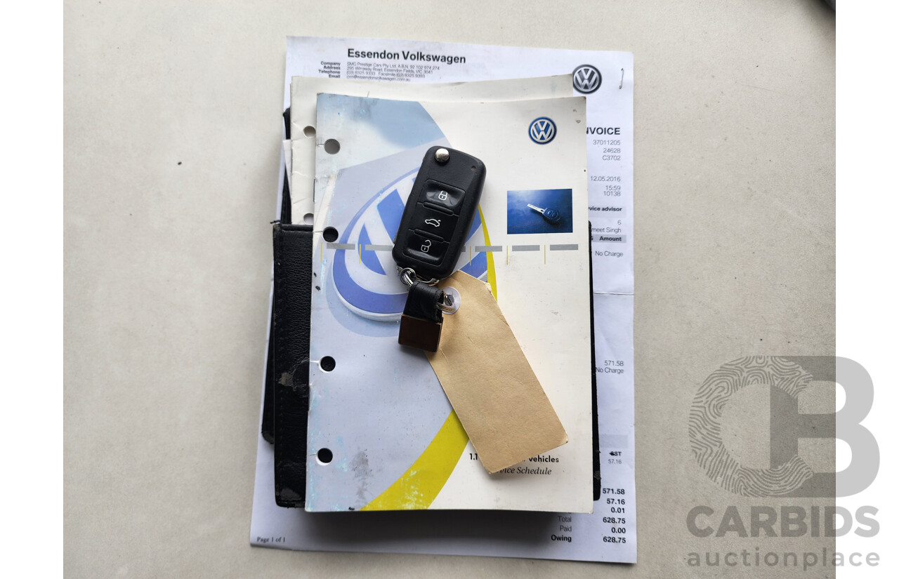 10/2010 Volkswagen Golf 77 TSI 1K MY11 5d Hatchback White 1.2L