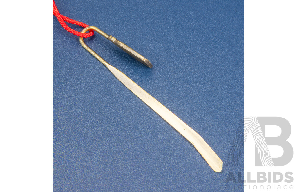 Chinese Drop Knot Confucius Metal Bookmark, Original Promotional Gift in Box, 34L x 4.5W x 4D cm (box)
