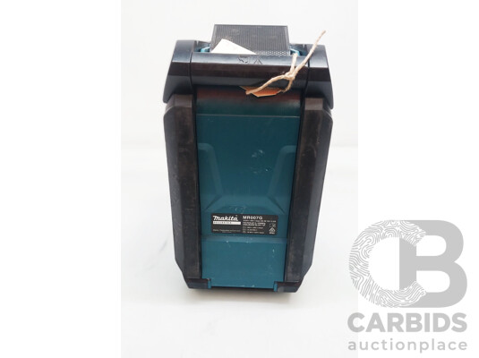 Makita MR007G Bluetooth Speaker