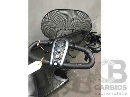 Pride Go-Go Elite Traveller Pride 3-Wheel Mobility Scooter