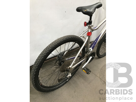 Giant Talon 27 Speed Mountain Bike