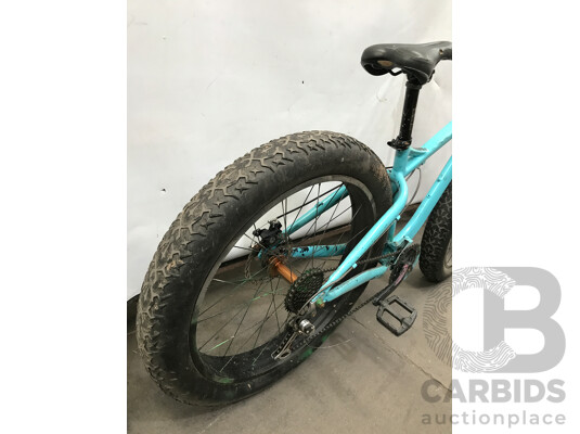 Light Blue Spray Painted 21 Speed Mountain Bike