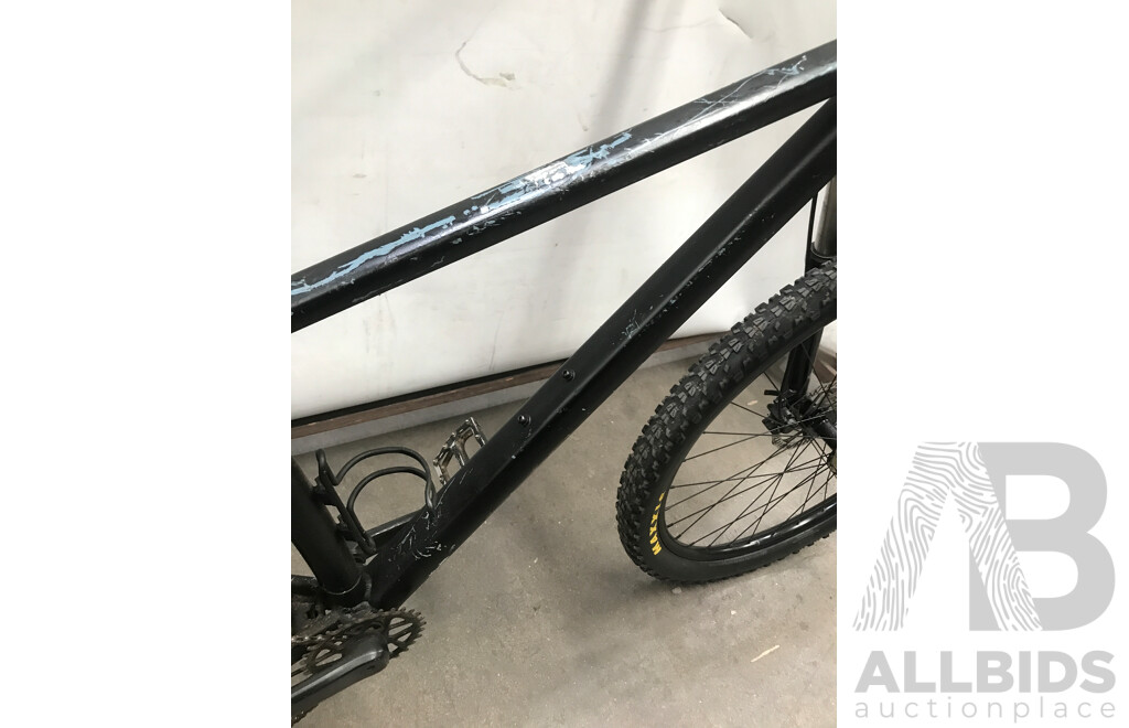 Black Painted 14 Speed Mountain Bike