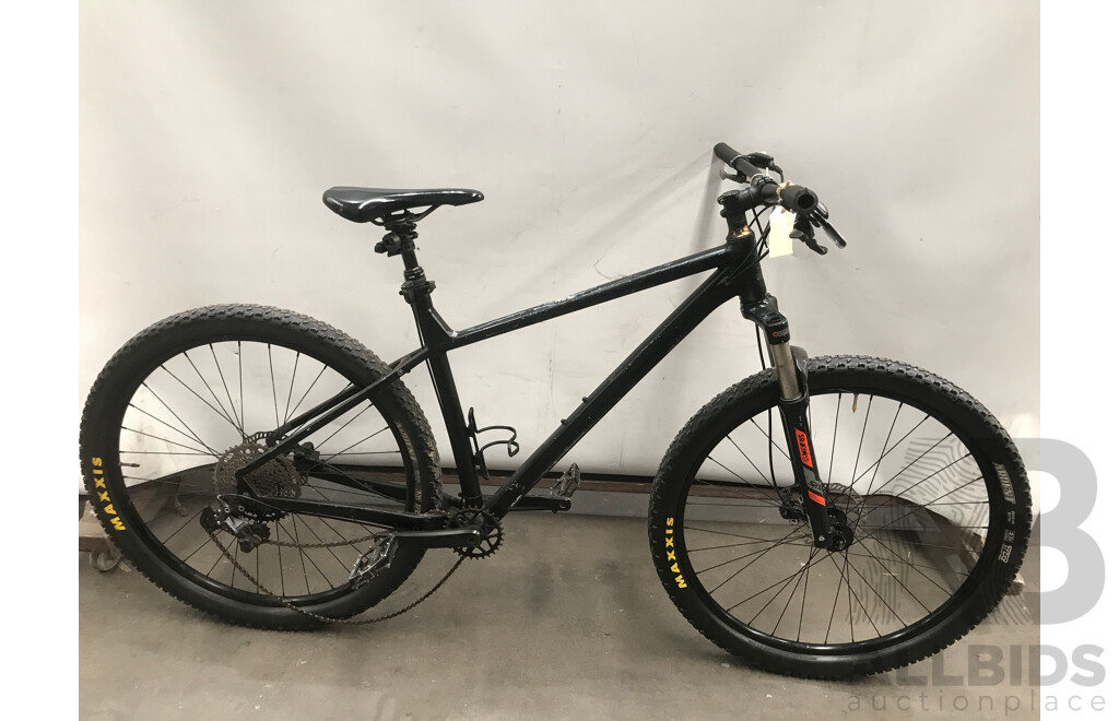 Black Painted 14 Speed Mountain Bike