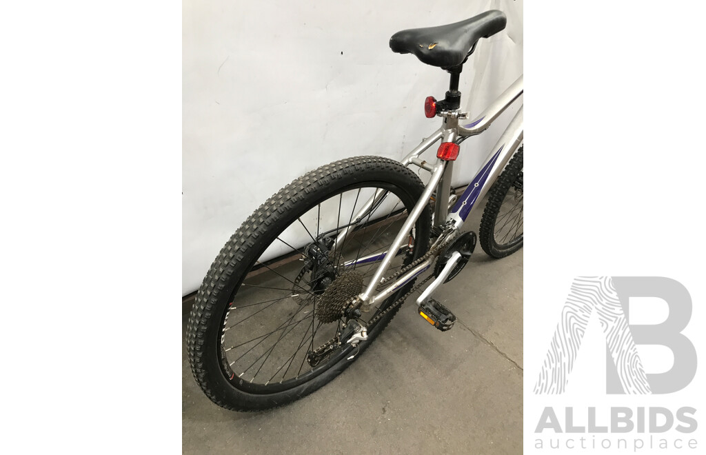 Giant Talon 27 Speed Mountain Bike