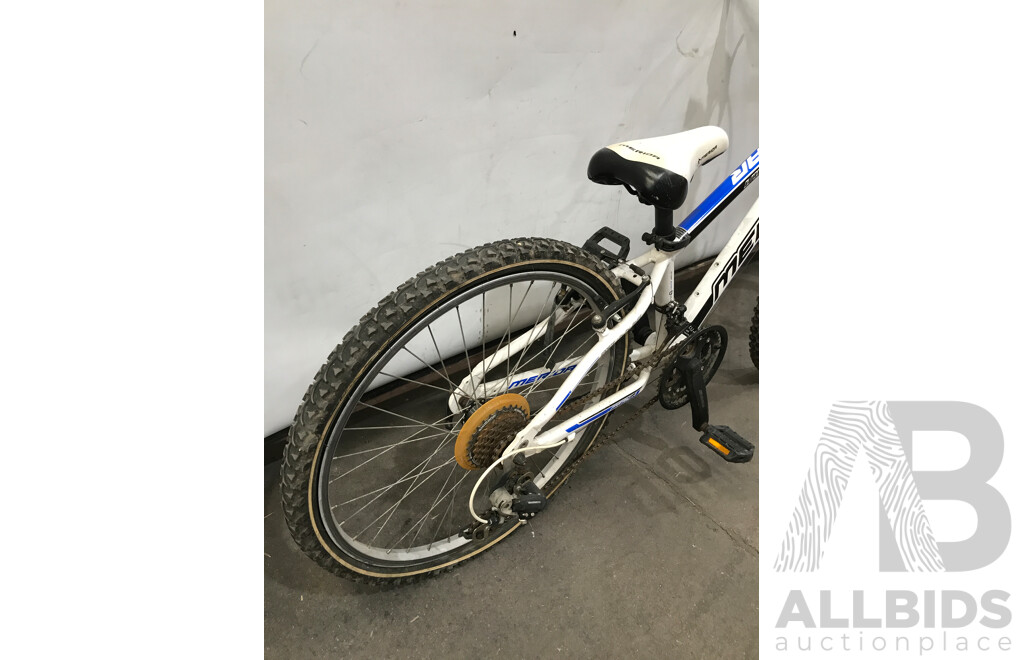 Merida Dakar 21 Speed Mountain Bike