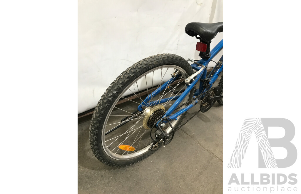 Black Thunder 21 Speed Mountain Bike