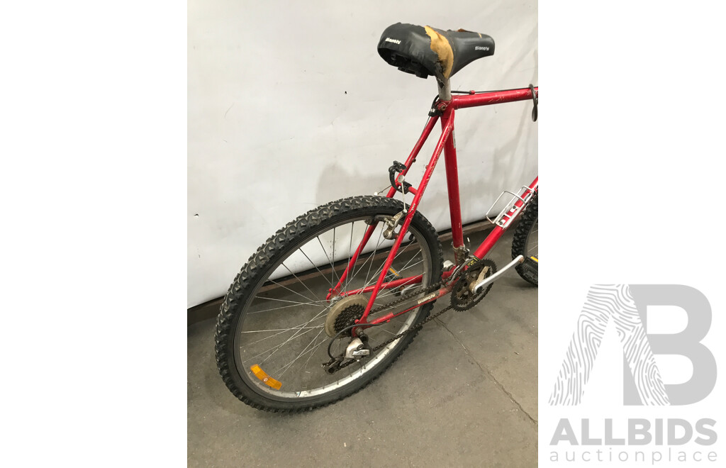 Bianchi Timber Wolf 18 Speed Mountain Bike