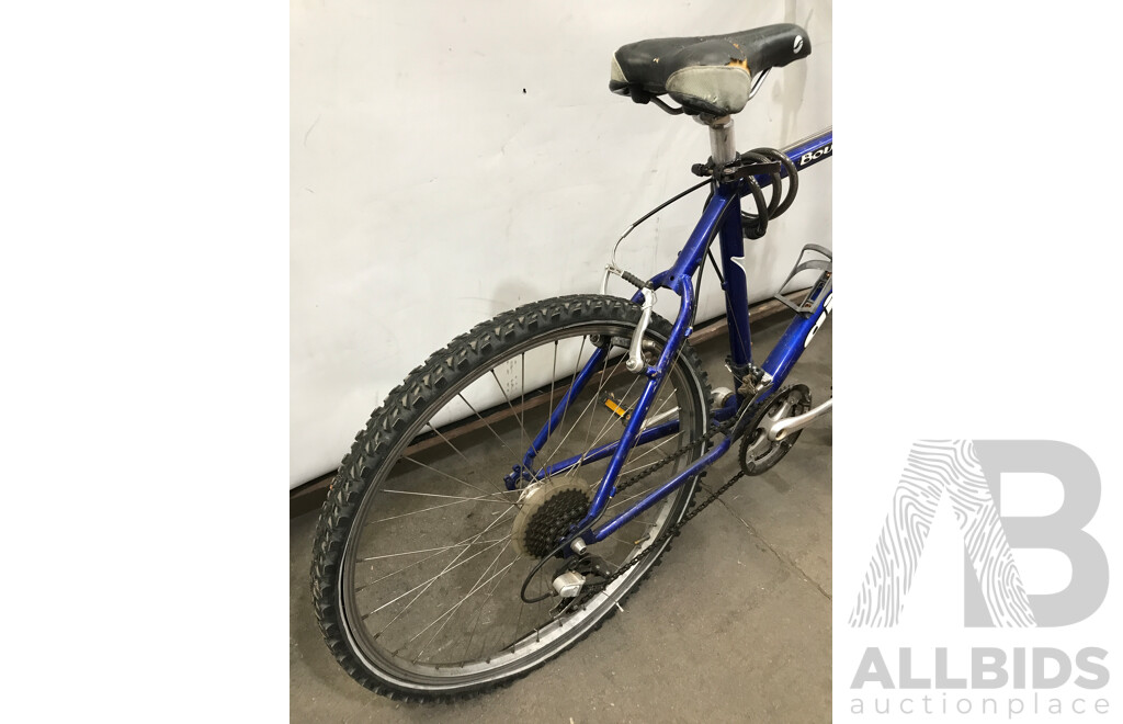 Giant Boulder 21 Speed Racing Bike