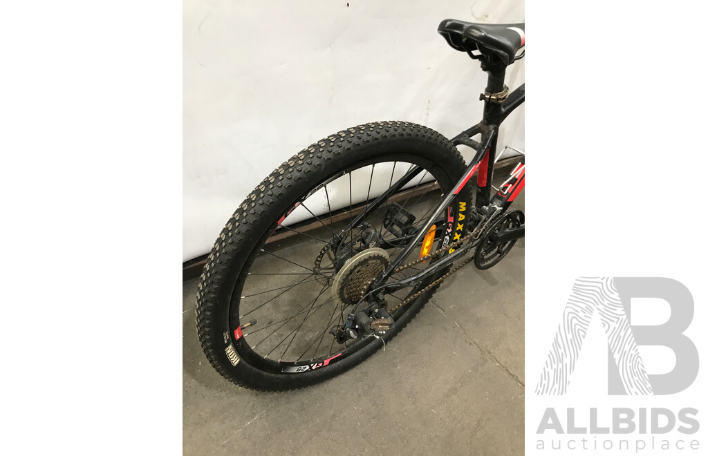 Giant ATX 7 Speed Mountain Bike