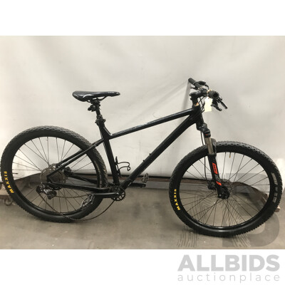 Black Painted 14 Speed Mountain Bike