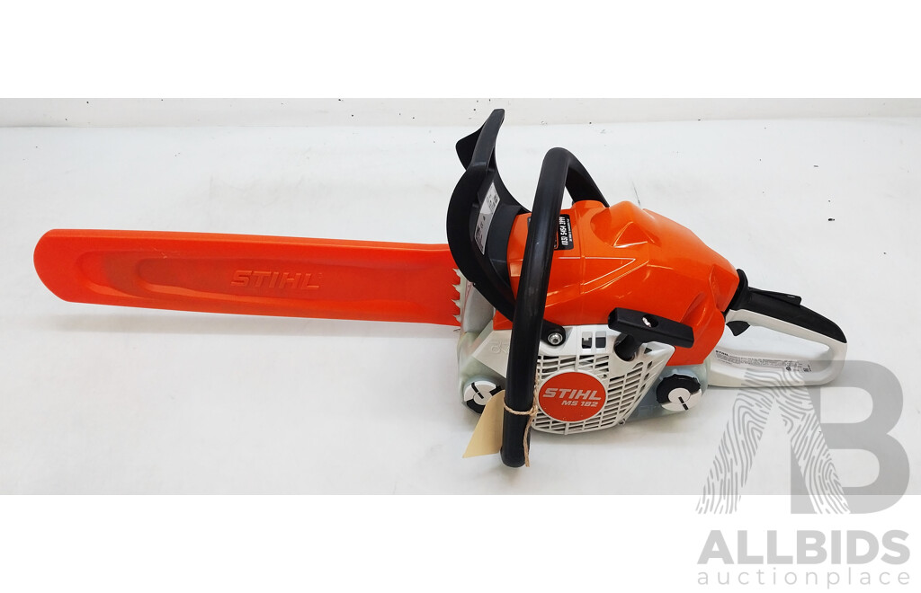 Stihl MS182 Chainsaw & HP Ultra 2-Stroke 50:1