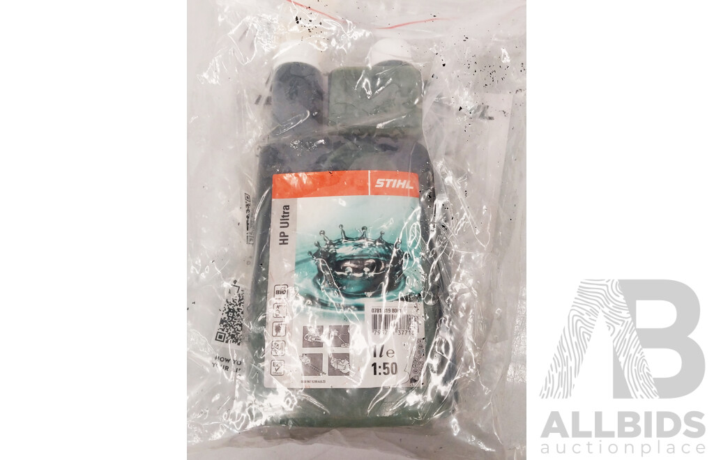 Stihl MS182 Chainsaw & HP Ultra 2-Stroke 50:1