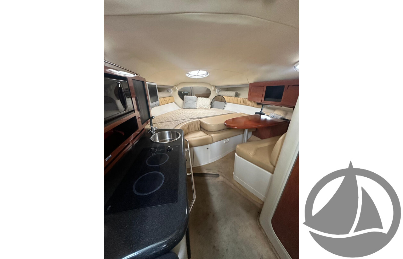 NO RESERVE PRE-LOVED - 2005 Monterey 280 Sports Cruiser, Twin Volvo V6 Engines