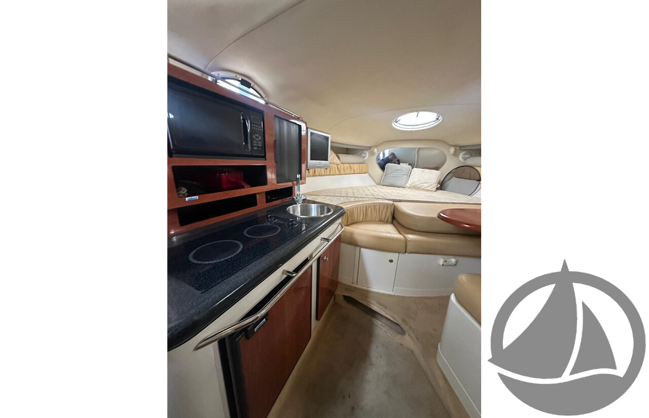 NO RESERVE PRE-LOVED - 2005 Monterey 280 Sports Cruiser, Twin Volvo V6 Engines