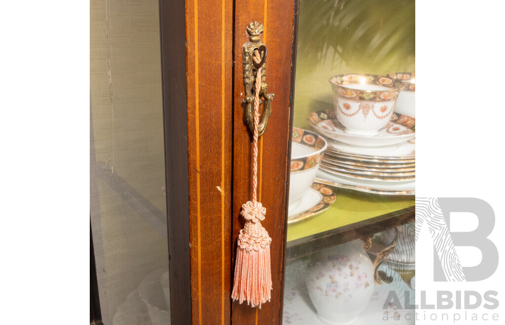 Late Edwardian Display Cabinet with String Inlay