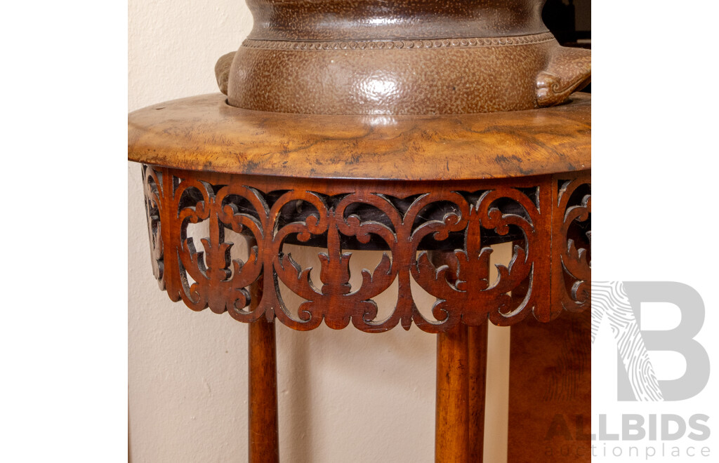 Good Victorian Burr Walnut Jardinier Stand