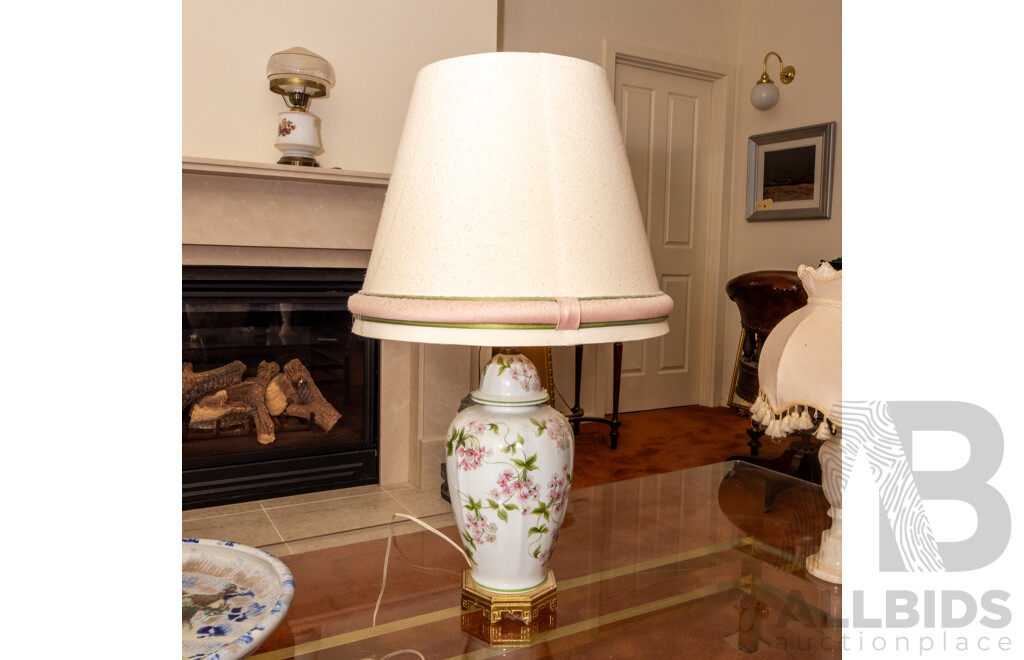 Chinese Glazed Ceramic Table Lamp