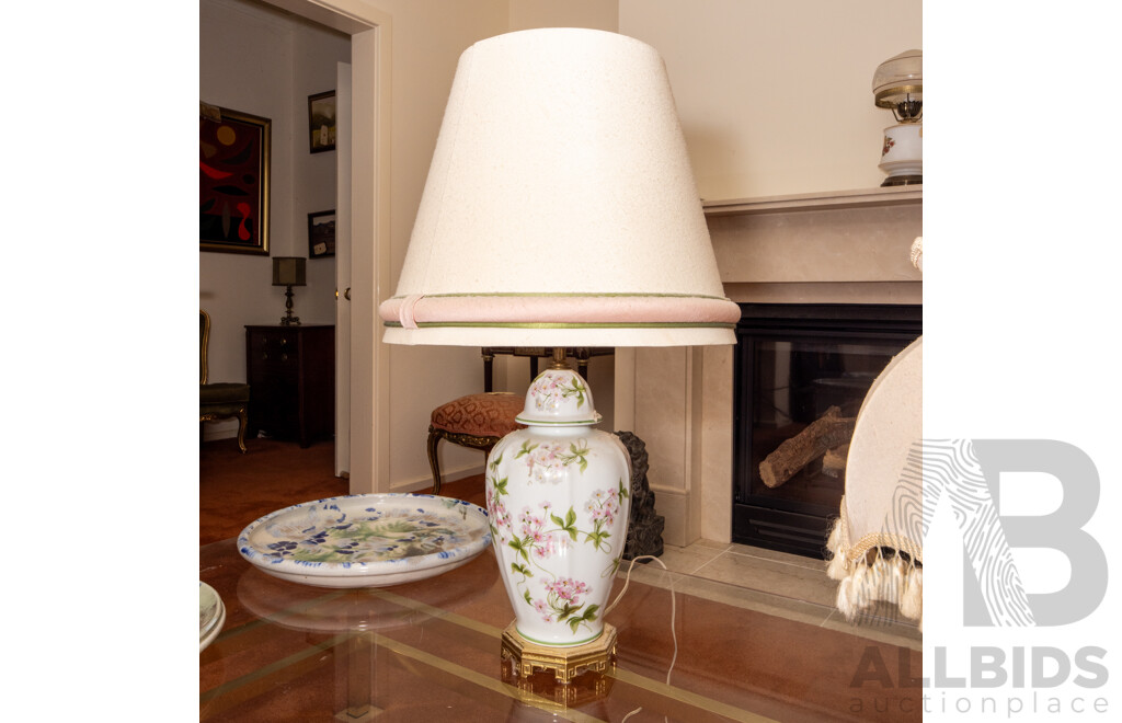 Chinese Glazed Ceramic Table Lamp