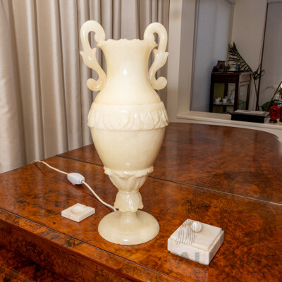 Victorian Urn Form Alabaster Table Lamp