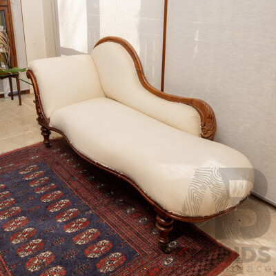 Victorian Mahogany Open Ended Chaise with Calico Upholstery