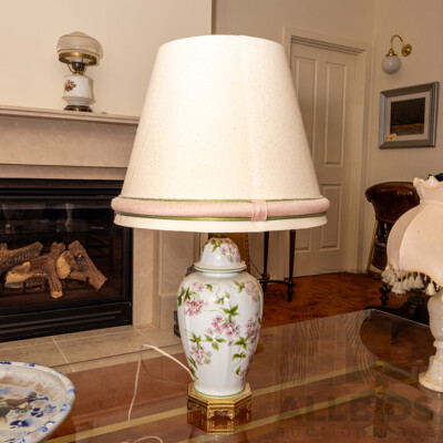 Chinese Glazed Ceramic Table Lamp