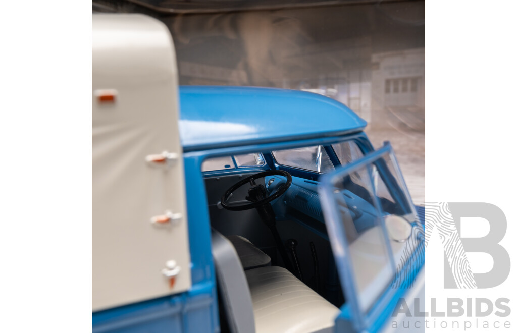 Solido 1950 VW Volkswagen T1 Service Pickup Blue 1:18 Scale Model Car 1:18 Scale Model Car