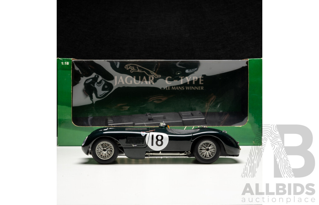 AUTOart Racing Division 1953 Jaguar C-Type LeMans Winner #18 British Racing Green 1:18 Scale Model Car