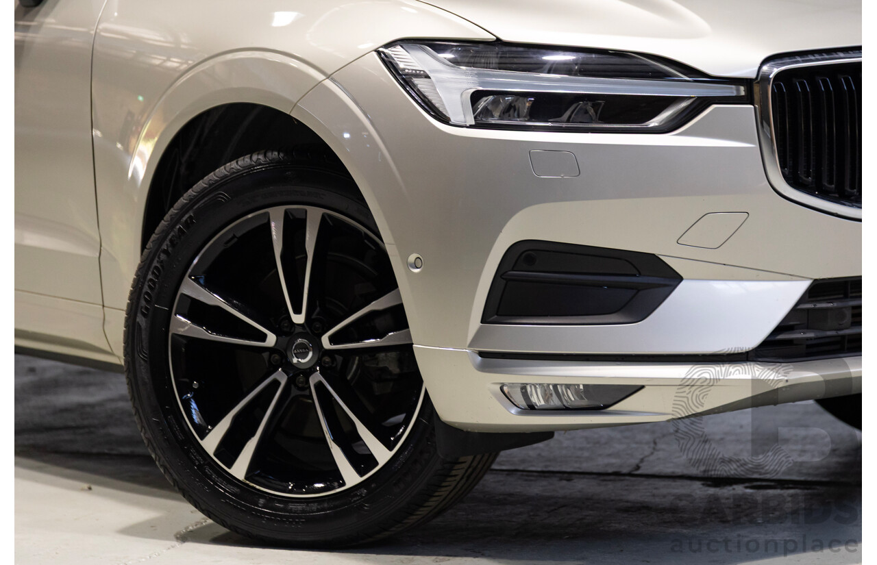 04/2019 Volvo XC60 T5 Momentum (AWD) 246 MY19 4d Wagon Gold Turbo 2.0L