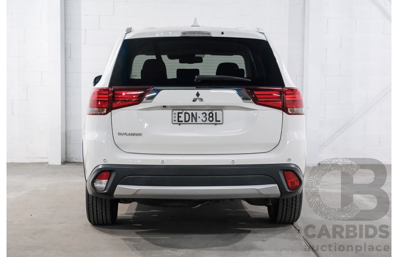 01/2018 Mitsubishi Outlander LS (AWD) ZL MY18.5 4d Wagon White 2.4L - 7 Seater