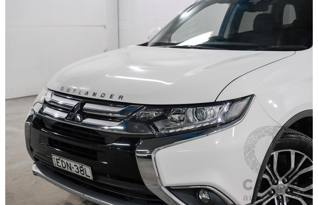 01/2018 Mitsubishi Outlander LS (AWD) ZL MY18.5 4d Wagon White 2.4L - 7 Seater