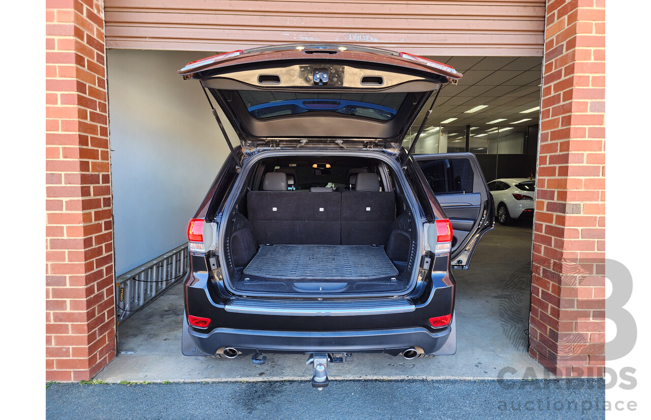 10/2014 Jeep Grand Cherokee Laredo (4x4) WK MY15 4d Wagon Black 3.0L