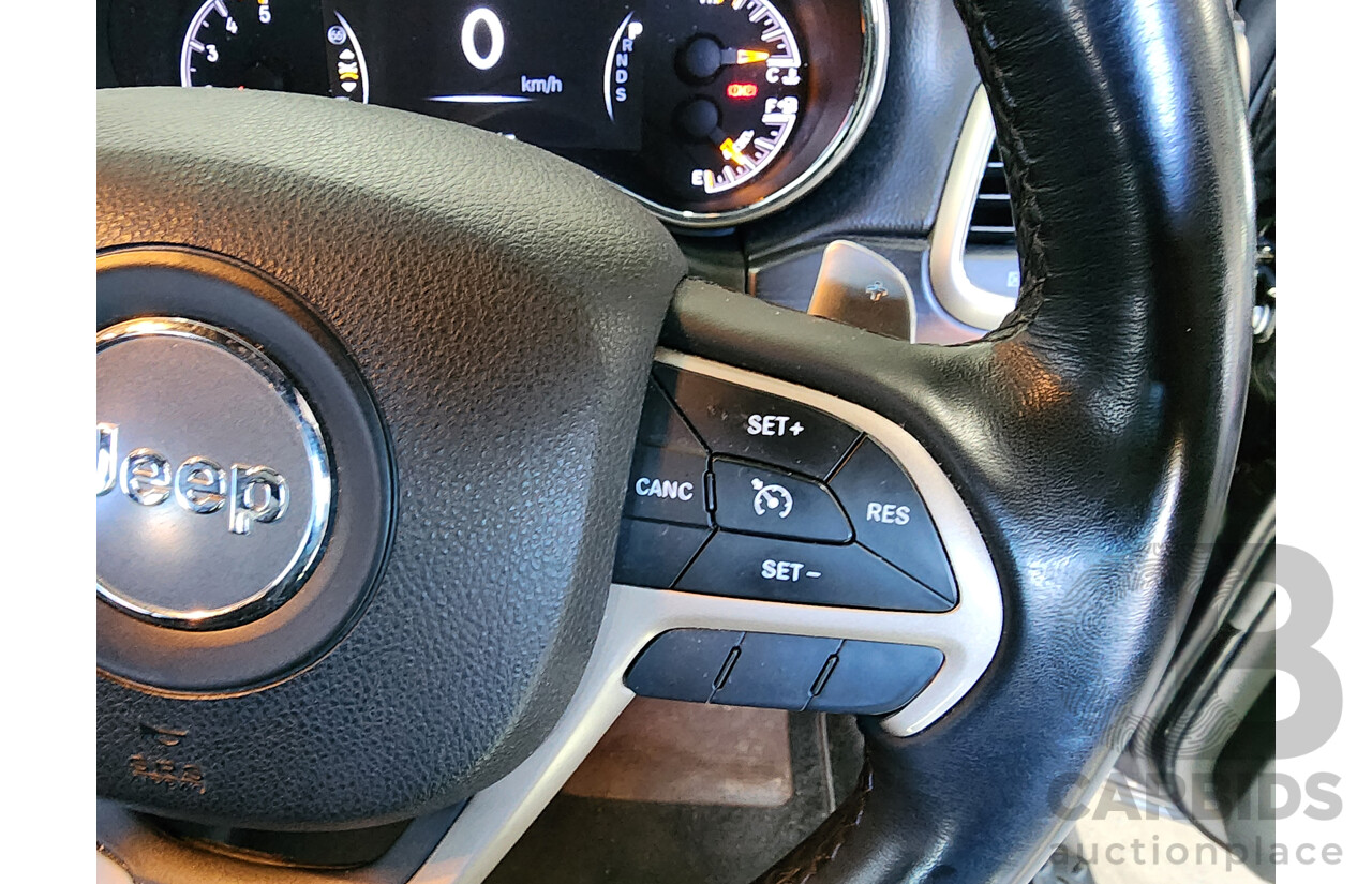 10/2014 Jeep Grand Cherokee Laredo (4x4) WK MY15 4d Wagon Black 3.0L