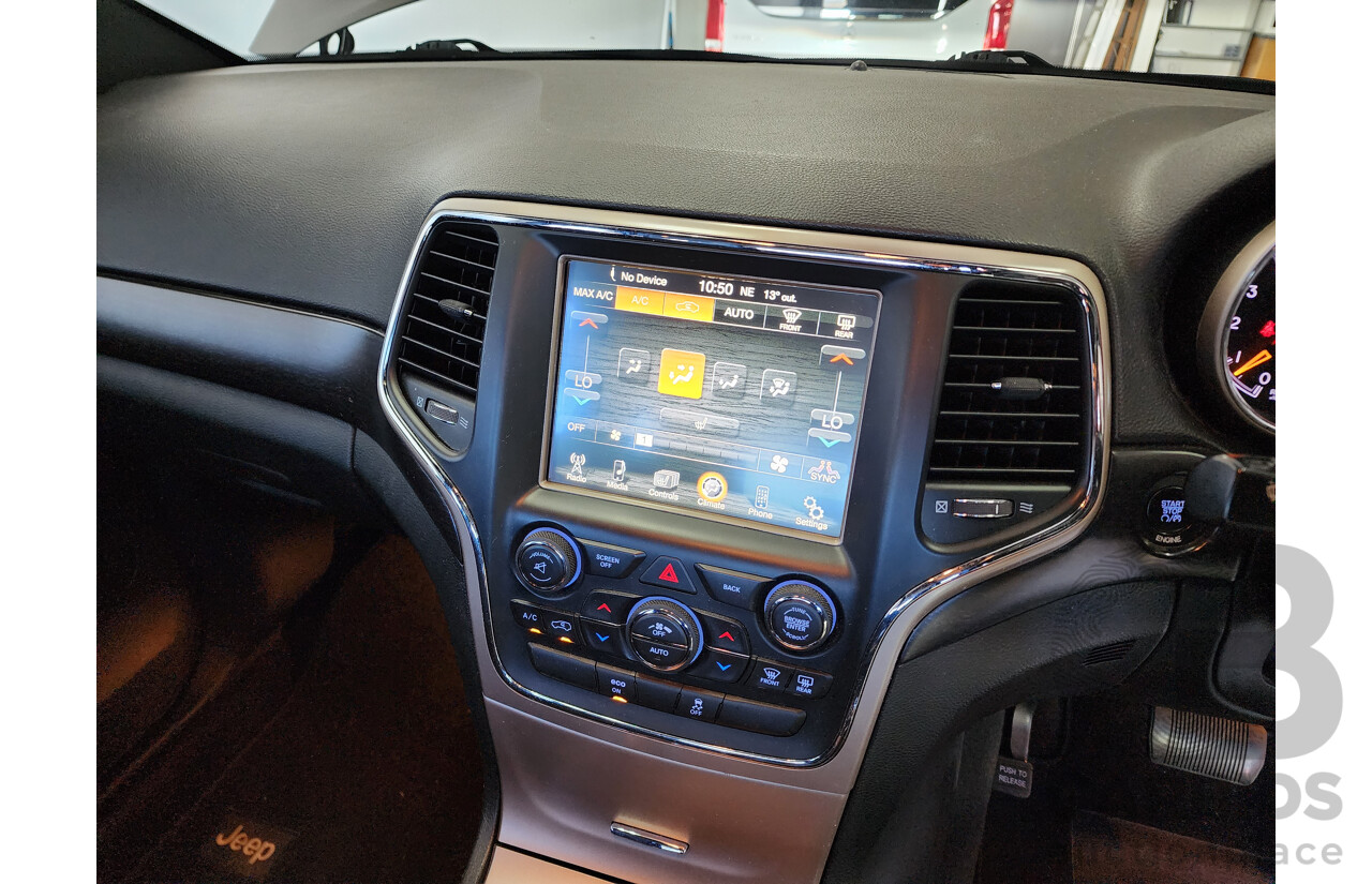 10/2014 Jeep Grand Cherokee Laredo (4x4) WK MY15 4d Wagon Black 3.0L
