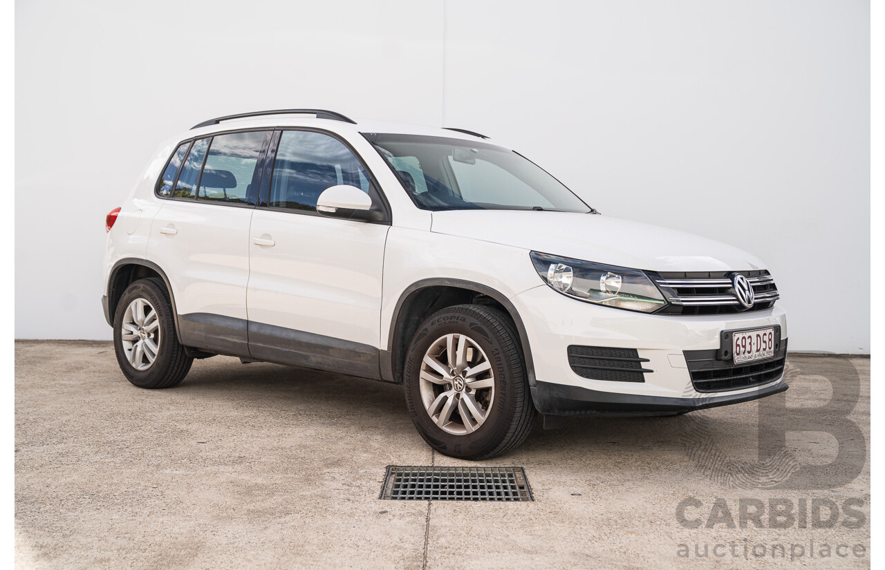 10/2013 Volkswagen Tiguan 118 TSI 5NC MY13 4d Wagon Candy White Twincharged 1.4L