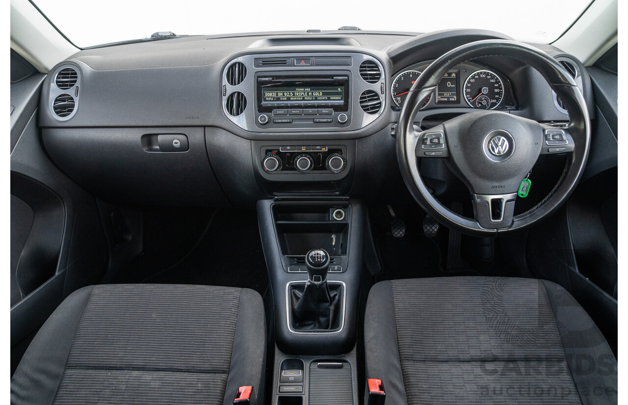 10/2013 Volkswagen Tiguan 118 TSI 5NC MY13 4d Wagon Candy White Twincharged 1.4L