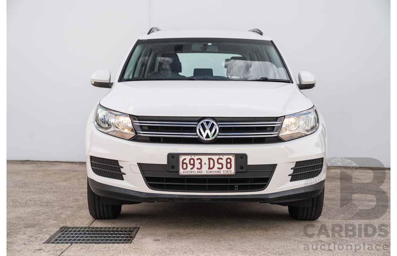 10/2013 Volkswagen Tiguan 118 TSI 5NC MY13 4d Wagon Candy White Twincharged 1.4L