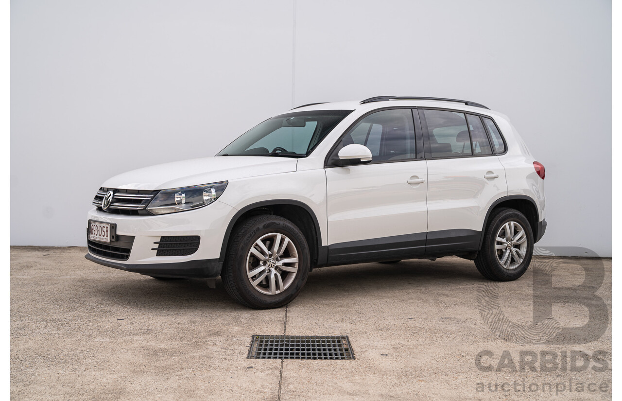 10/2013 Volkswagen Tiguan 118 TSI 5NC MY13 4d Wagon Candy White Twincharged 1.4L
