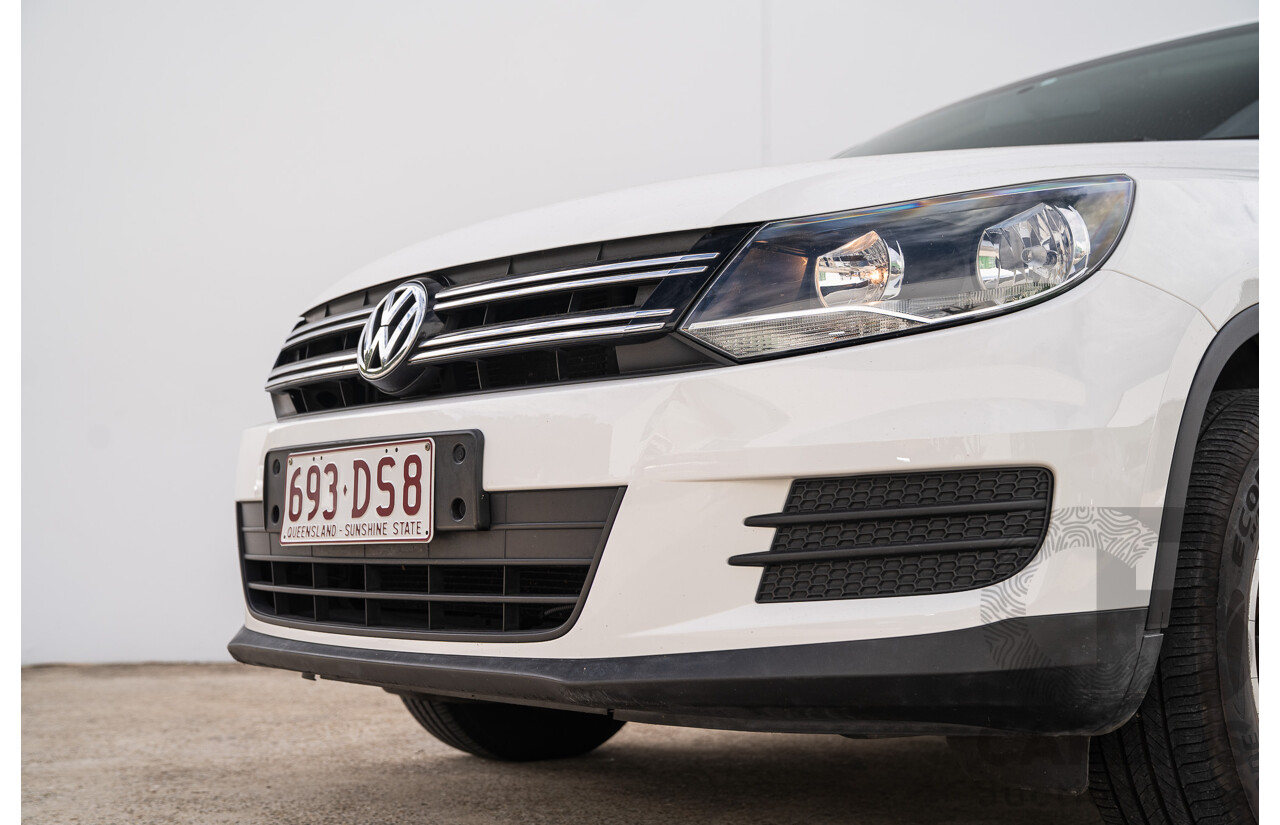 10/2013 Volkswagen Tiguan 118 TSI 5NC MY13 4d Wagon Candy White Twincharged 1.4L