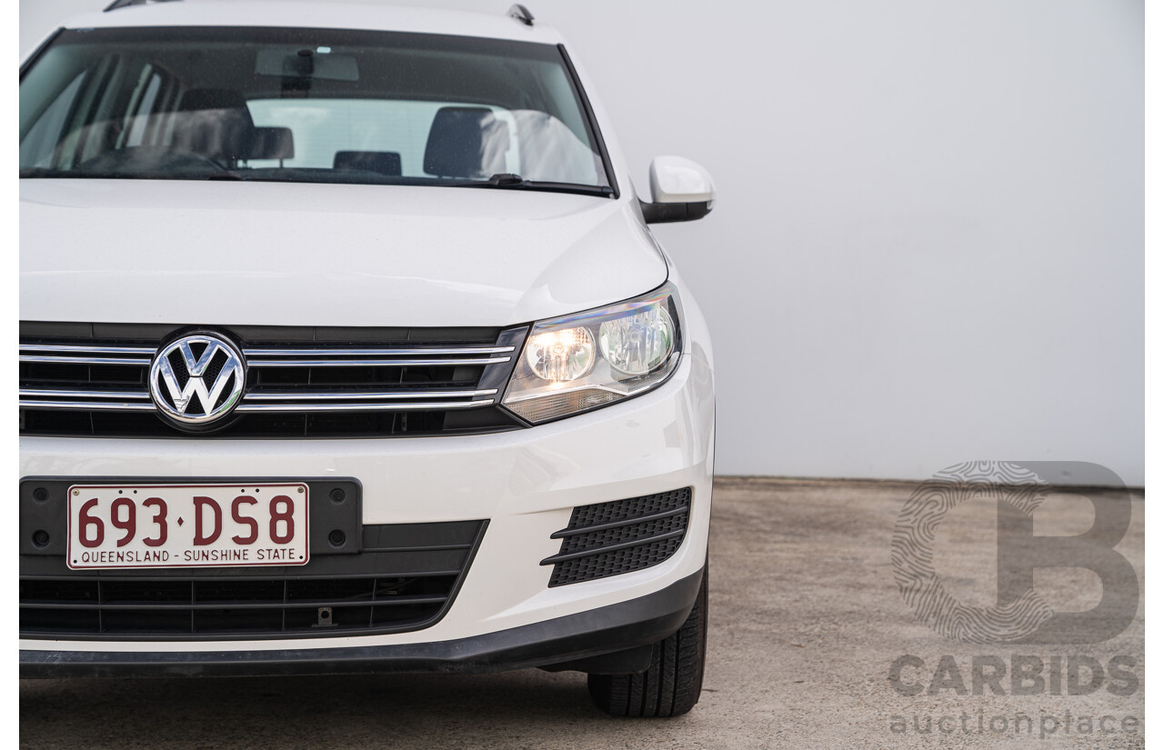 10/2013 Volkswagen Tiguan 118 TSI 5NC MY13 4d Wagon Candy White Twincharged 1.4L