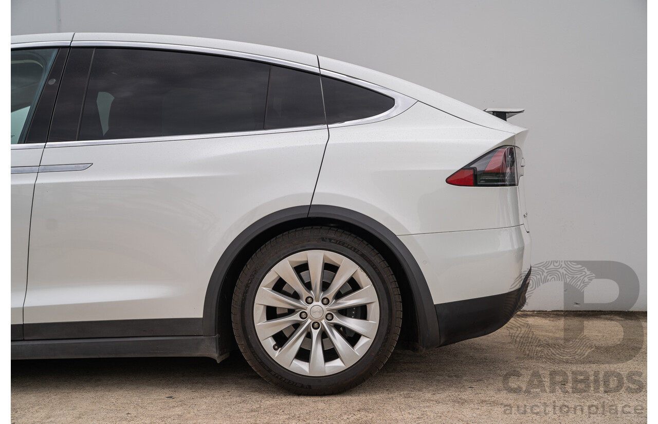 05/2018 Tesla Model X 75D (AWD) 75XB MY18 4d Wagon Pearl White Dedicated Electric EV - 245kw