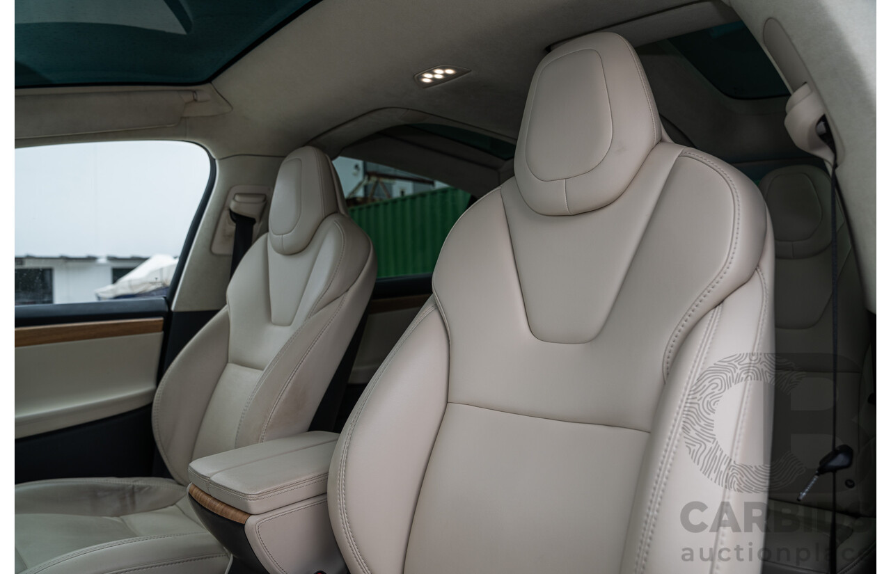 05/2018 Tesla Model X 75D (AWD) 75XB MY18 4d Wagon Pearl White Dedicated Electric EV - 245kw