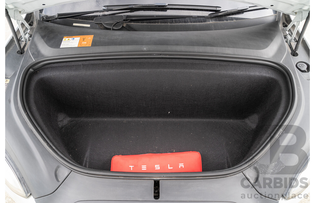 05/2018 Tesla Model X 75D (AWD) 75XB MY18 4d Wagon Pearl White Dedicated Electric EV - 245kw