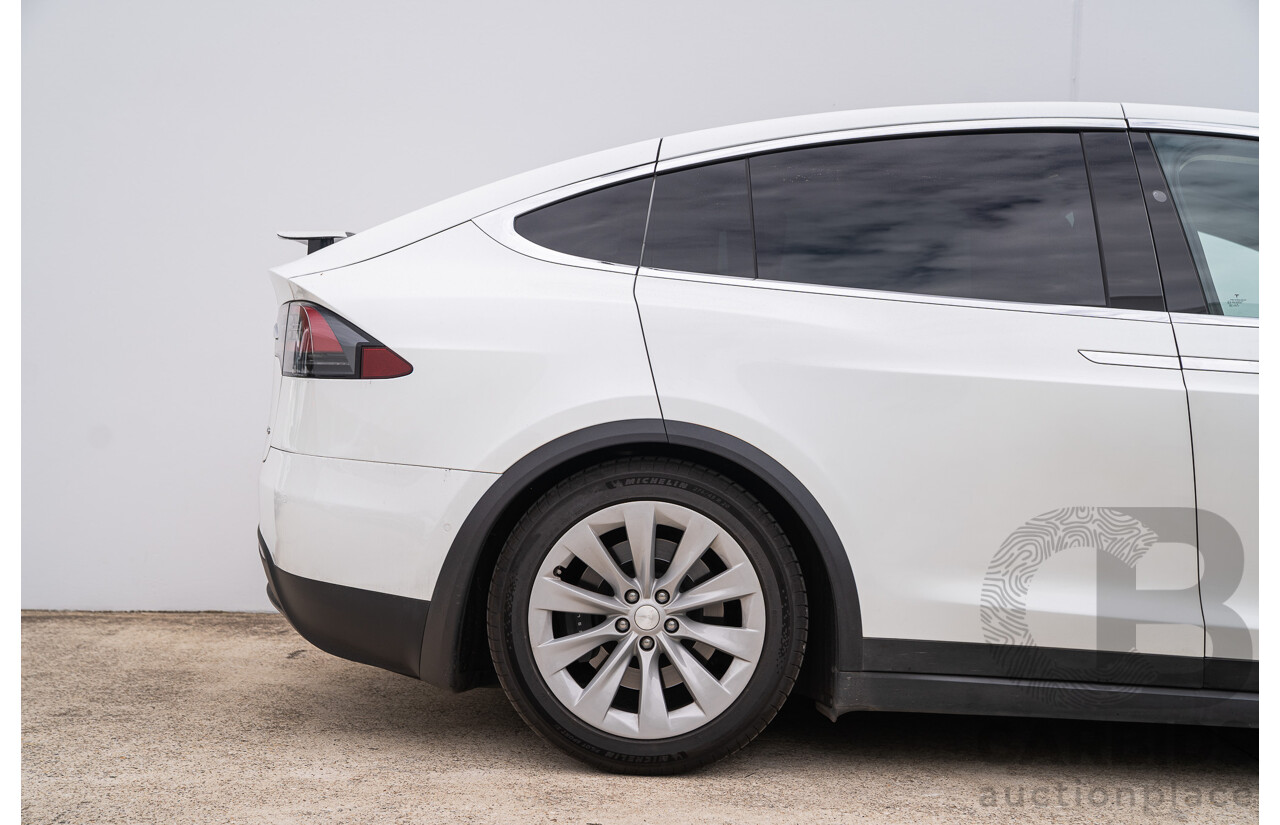 05/2018 Tesla Model X 75D (AWD) 75XB MY18 4d Wagon Pearl White Dedicated Electric EV - 245kw