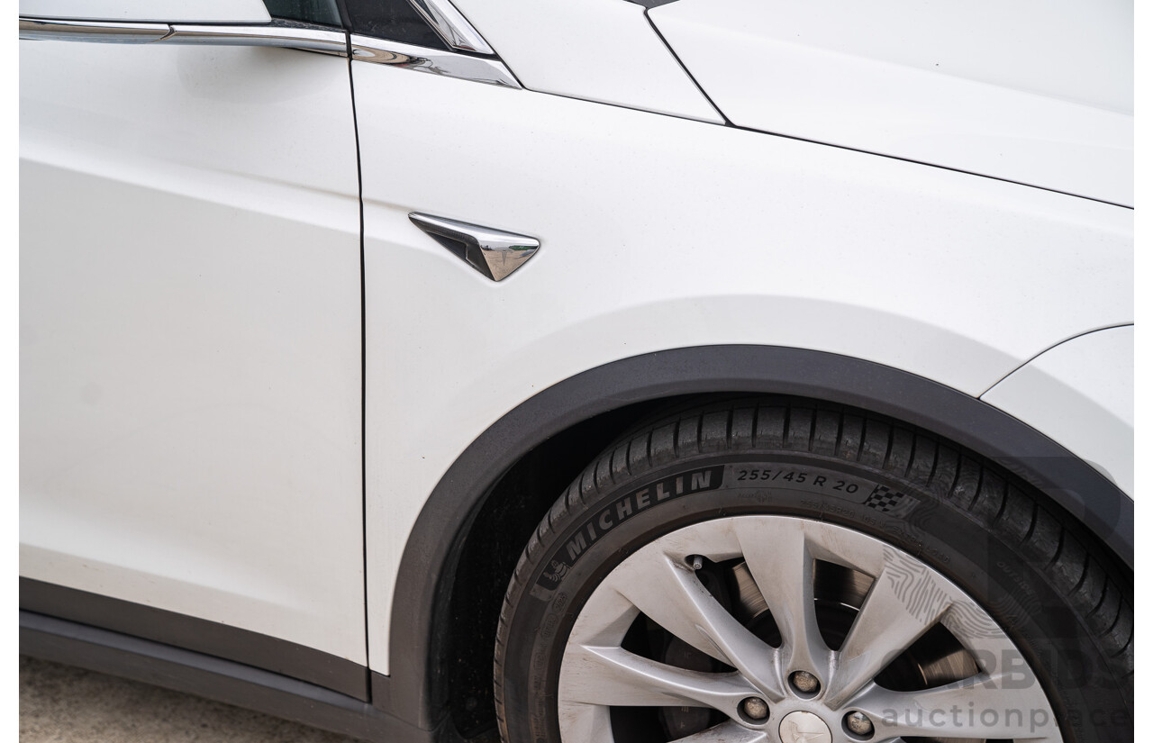 05/2018 Tesla Model X 75D (AWD) 75XB MY18 4d Wagon Pearl White Dedicated Electric EV - 245kw