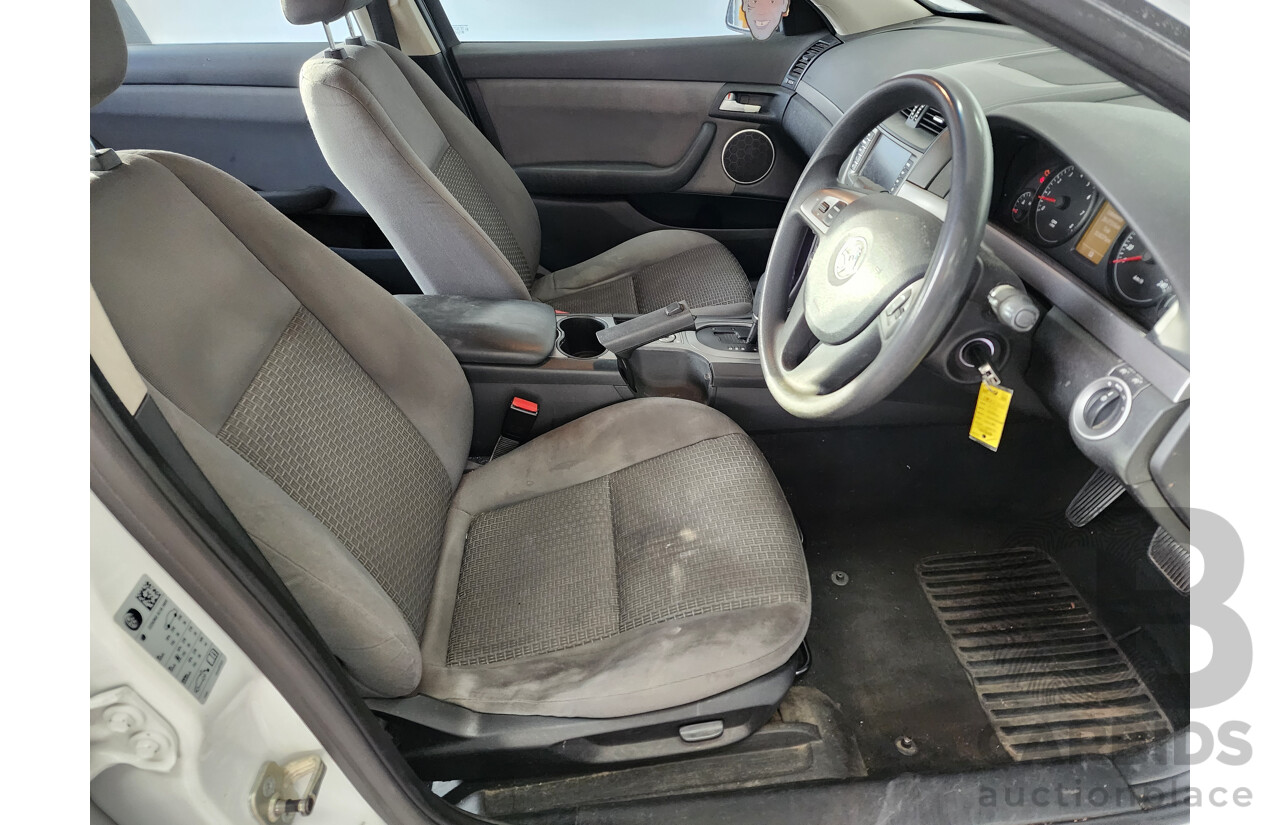 10/2010 Holden Commodore Omega VE MY10 4d Sedan White 3.0L
